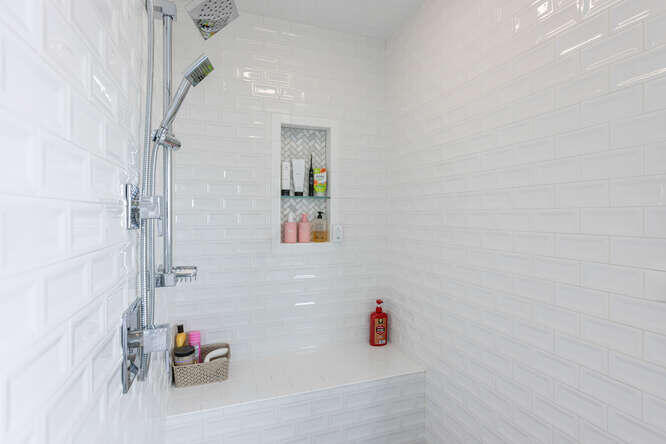 9 Sailboat Lane Saco, ME 04072 - Photo 40 of 68 Primary Bath