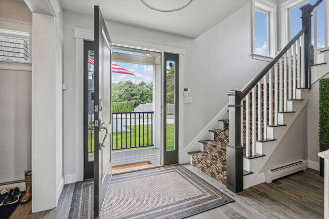 9 Sailboat Lane Saco, ME 04072 - Photo 5 of 68 Foyer