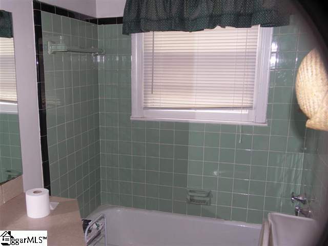4515 Locust Hill Road Taylors, SC 29687 - Photo 7 of 15 Gallery Image 7
