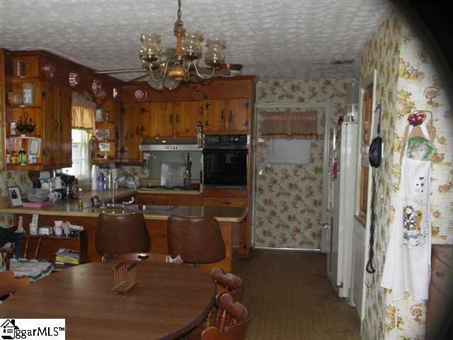 4515 Locust Hill Road Taylors, SC 29687 - Photo 9 of 15 Gallery Image 9