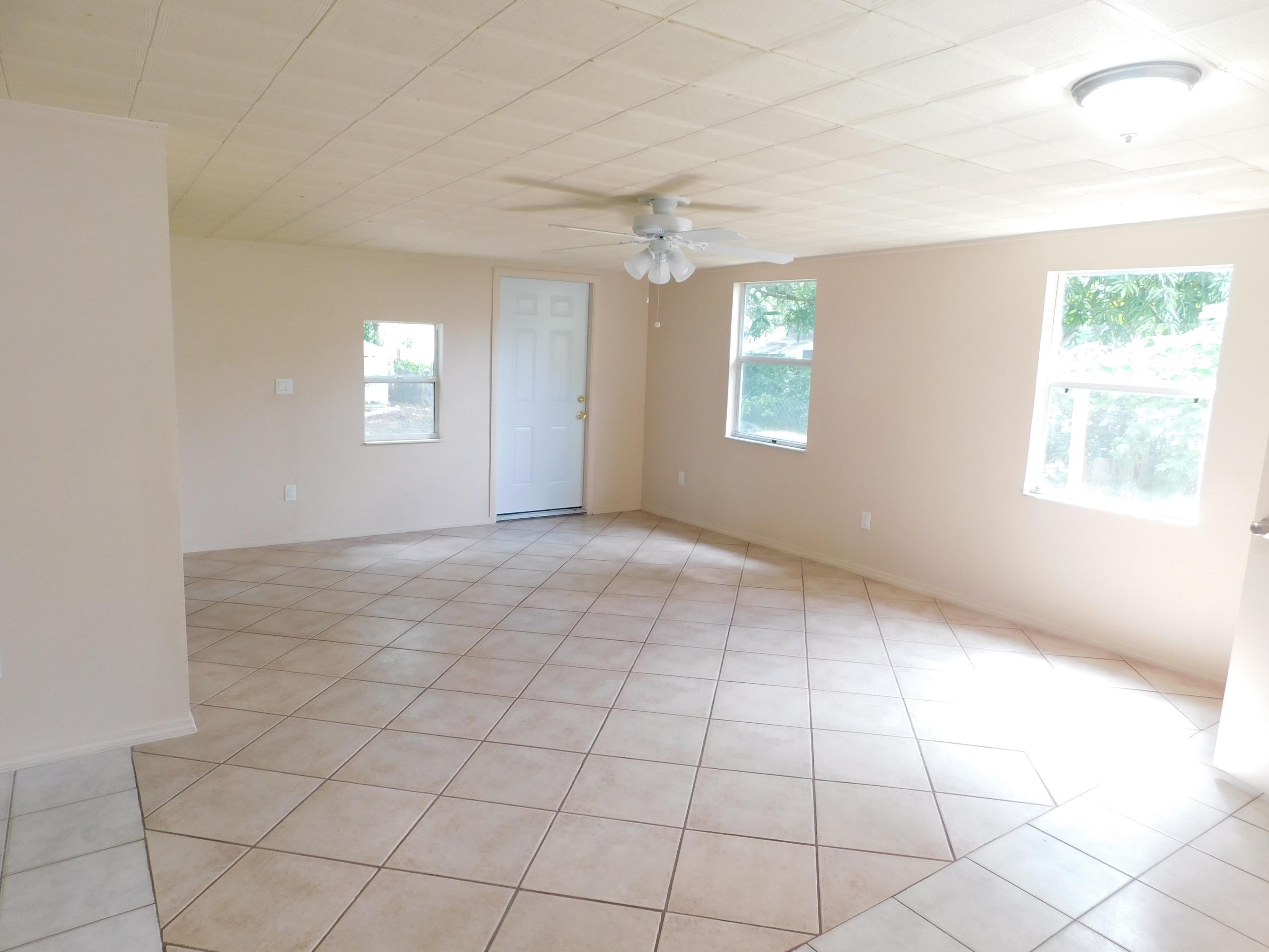 709 El Rancho Drive Fort Pierce, FL 34982 - Photo 10 of 18 Family room