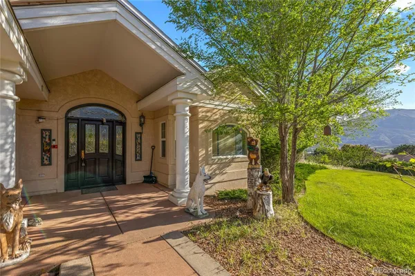 $750,000 | 332 Battlement Creek Trail, Parachute, CO 81635