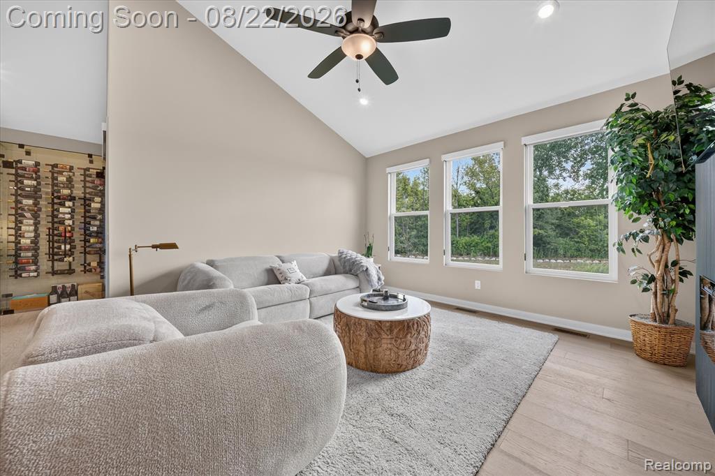 2020 Breckenridge Court Rochester Hills, MI 48309 - Photo 15 of 52 Gallery Image 15