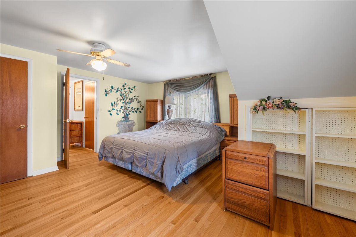 125 Maple Court Geneva, IL 60134 - Photo 19 of 37 Gallery Image 19