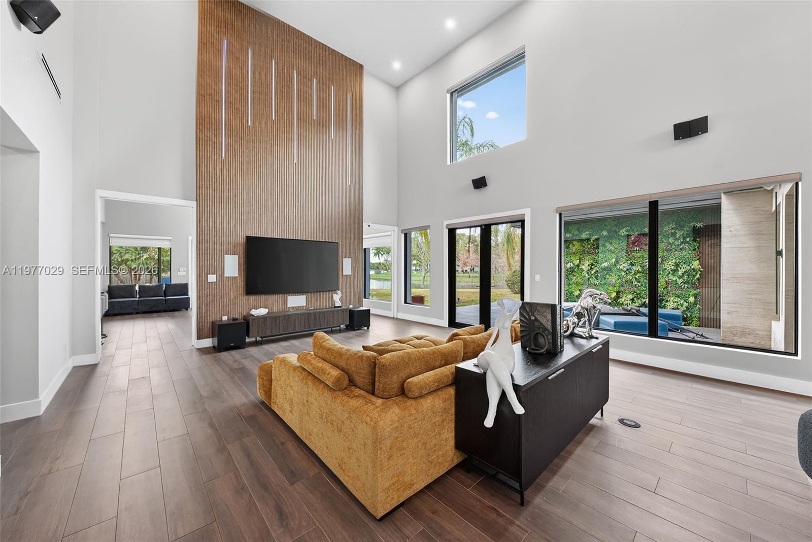 3560 Paddock Road Weston, FL 33331 - Photo 20 of 51