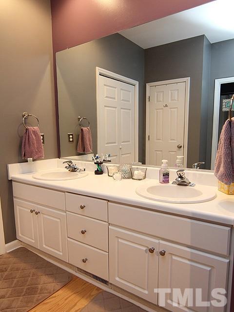 2613 Alder Ridge Lane Raleigh, NC 27603 - Photo 16 of 25 Gallery Image 16
