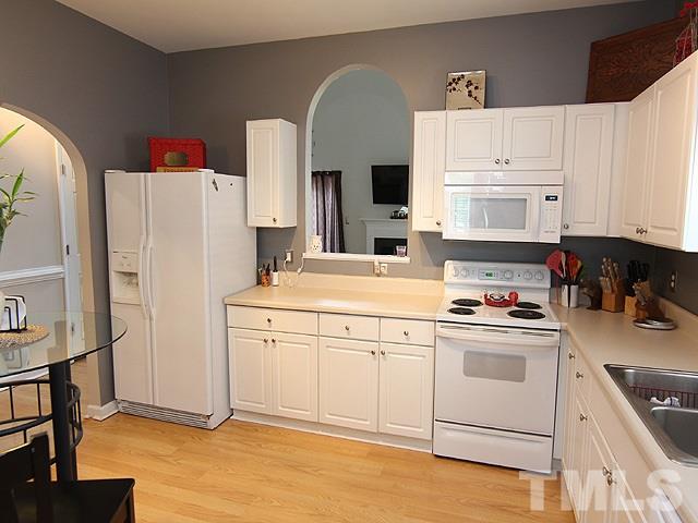 2613 Alder Ridge Lane Raleigh, NC 27603 - Photo 10 of 25 Gallery Image 10