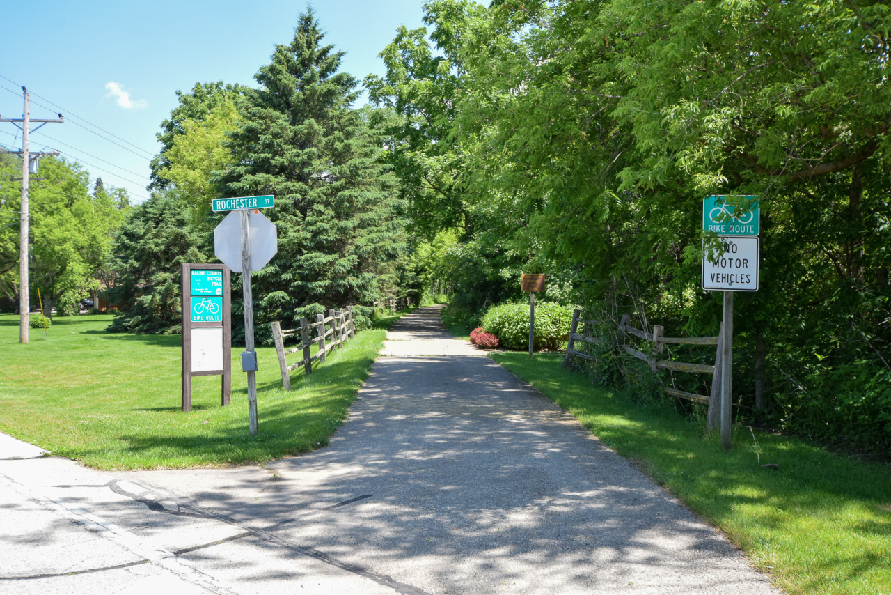 407 Trail Of Pines Lane, Unit 409 Rochester, WI 53105 - Photo 11 of 18 Photo 11