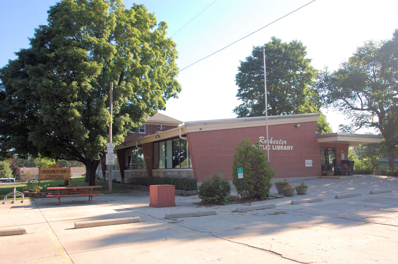 407 Trail Of Pines Lane, Unit 409 Rochester, WI 53105 - Photo 15 of 18 Photo 15