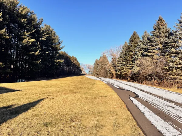 $129,000 | 407 Trail Of Pines Lane, Unit 409, Rochester, WI 53105