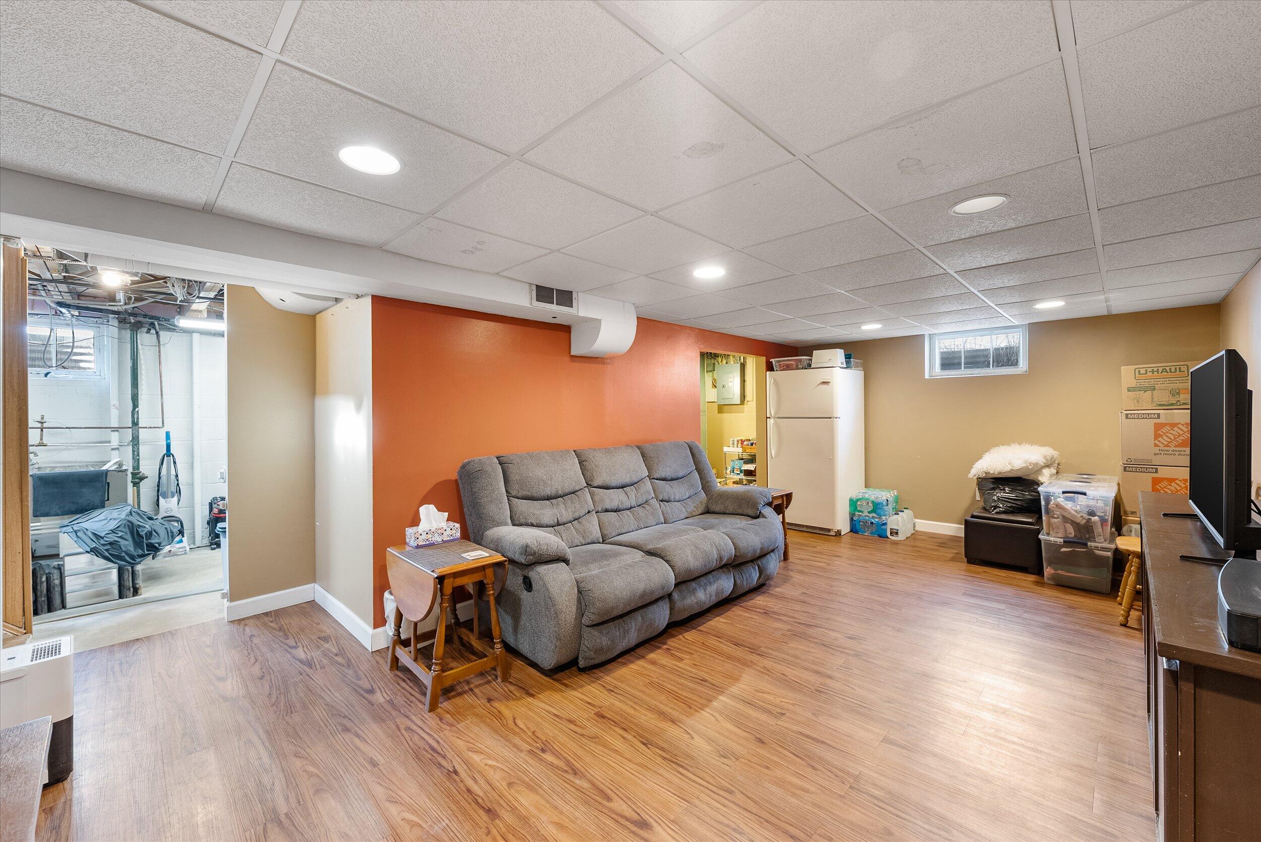 213 Summit Drive Port Washington, WI 53074 - Photo 19 of 39 19-Middle Coast-19