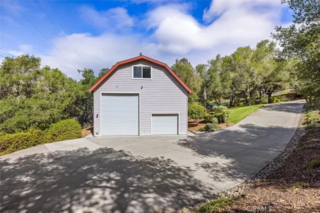 $2,185,000 | 155 Moore Lane, Arroyo Grande, CA 93420