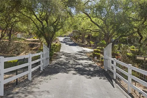 $2,185,000 | 155 Moore Lane, Arroyo Grande, CA 93420