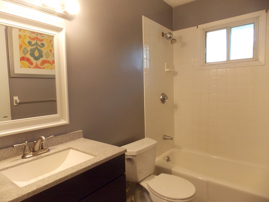 27 Vinal Street Hudson, MA 01749 - Photo 5 of 10 Gallery Image 5