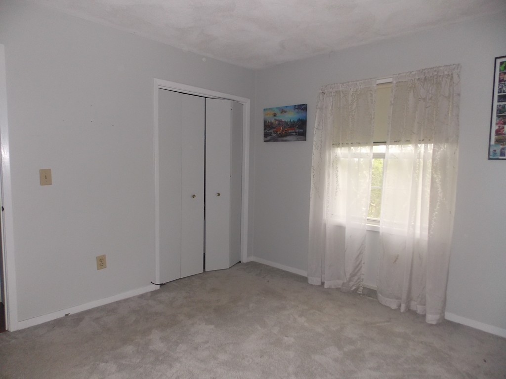 27 Vinal Street Hudson, MA 01749 - Photo 7 of 10 Gallery Image 7