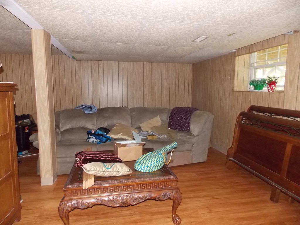 27 Vinal Street Hudson, MA 01749 - Photo 8 of 10 Gallery Image 8