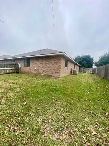 a house view with a outdoor space