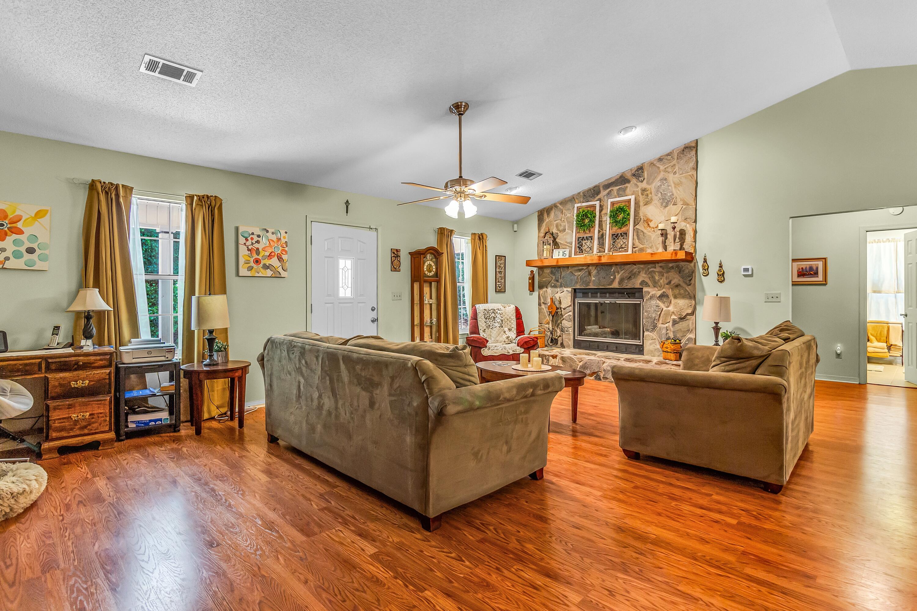5957 Ridgecrest Road Crestview, FL 32539 - Photo 15 of 56 aj2405211-1006
