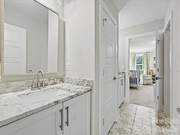 $1,175,000 | 1052 Lakefront Wds Drive, Belmont, NC 28012