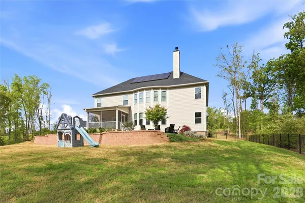 $1,175,000 | 1052 Lakefront Wds Drive, Belmont, NC 28012