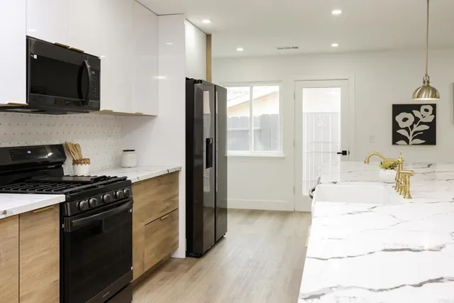 $1,285,000 | 4380 Rolfe Road, San Diego, CA 92117