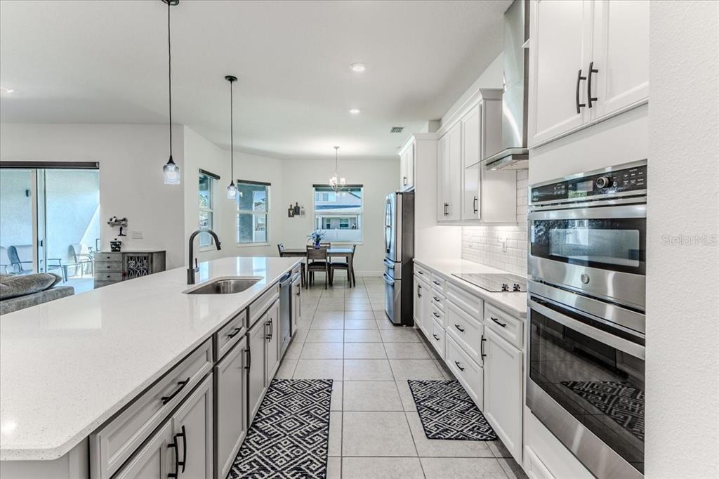 1252 Kelsa Anne Dr Spring Hill Spring Hill, FL 34609 - Photo 3 of 47