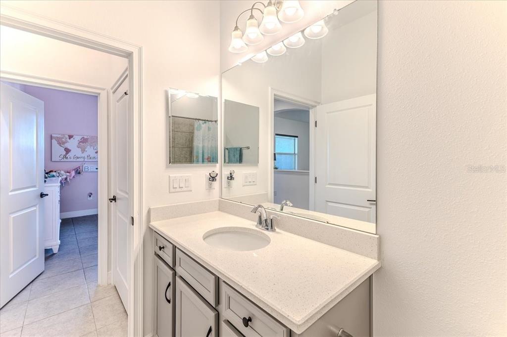 1252 Kelsa Anne Dr Spring Hill Spring Hill, FL 34609 - Photo 9 of 47