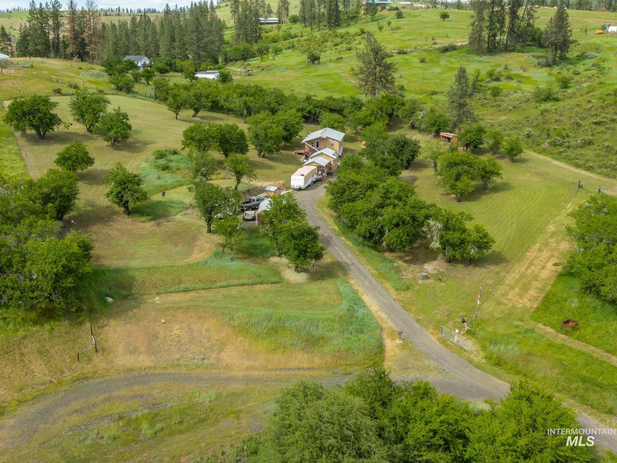 216 Ferguson Road Stites, ID 83552 - Photo 10 of 48 Gallery Image 10