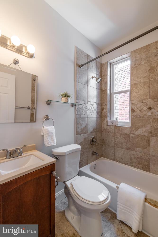 317 K Street Northeast Washington, DC 20002 - Photo 25 of 47 Upstairs hall bath