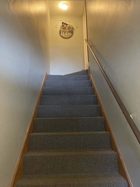 178 3rd Street, Unit 178 Lowell, MA 01850 - Photo 3 of 18 a view of entryway