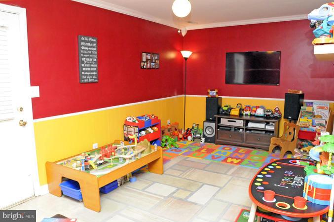 992 Pebblestone Road Pasadena, MD 21122 - Photo 23 of 25 Basement