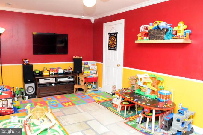 992 Pebblestone Road Pasadena, MD 21122 - Photo 24 of 25 Basement