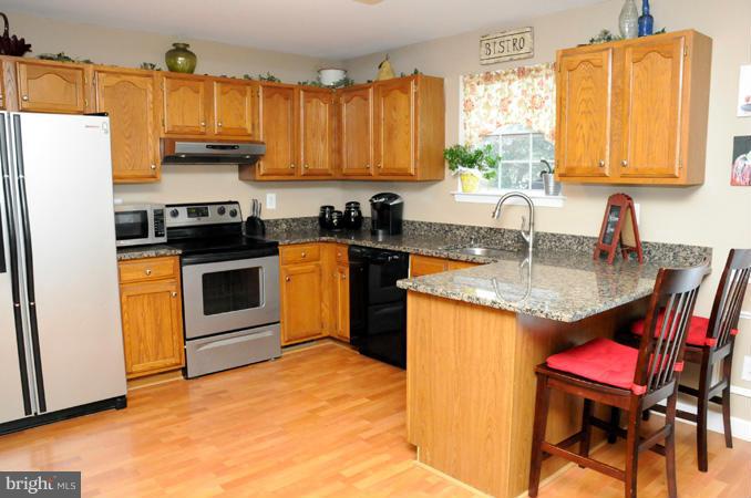 992 Pebblestone Road Pasadena, MD 21122 - Photo 6 of 25 Kitchen