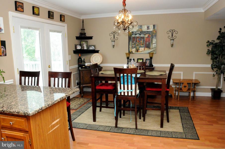 992 Pebblestone Road Pasadena, MD 21122 - Photo 8 of 25 Dining Room