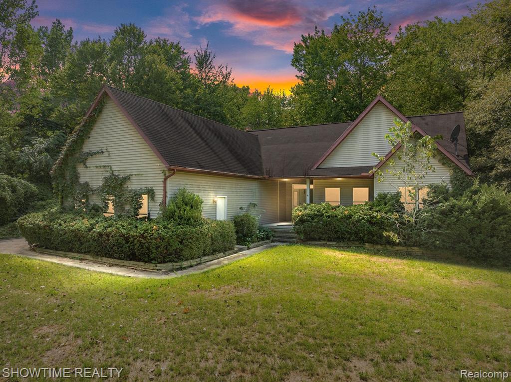 12374 Whittaker Road Milan, MI 48160 - Photo 1 of 40 Gallery Image 1