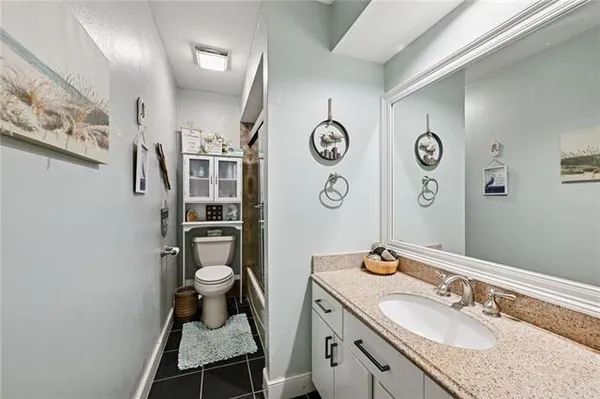 $395,000 | 106 Tchefuncte Oaks Drive, Unit 106, Mandeville, LA 70471