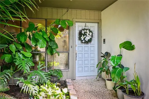 $395,000 | 106 Tchefuncte Oaks Drive, Unit 106, Mandeville, LA 70471