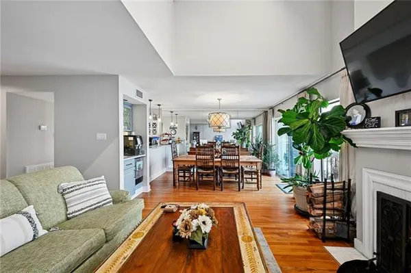 $395,000 | 106 Tchefuncte Oaks Drive, Unit 106, Mandeville, LA 70471