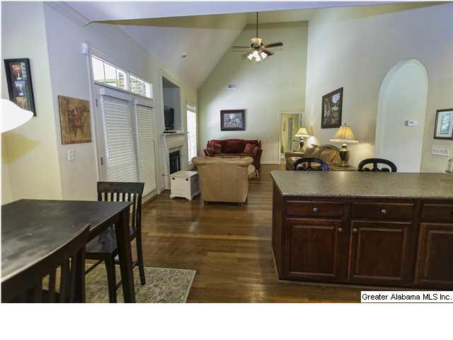 920 Haddington Dale Pelham, AL 35124 - Photo 3 of 32