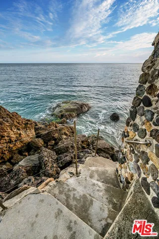 a view of ocean view with large space