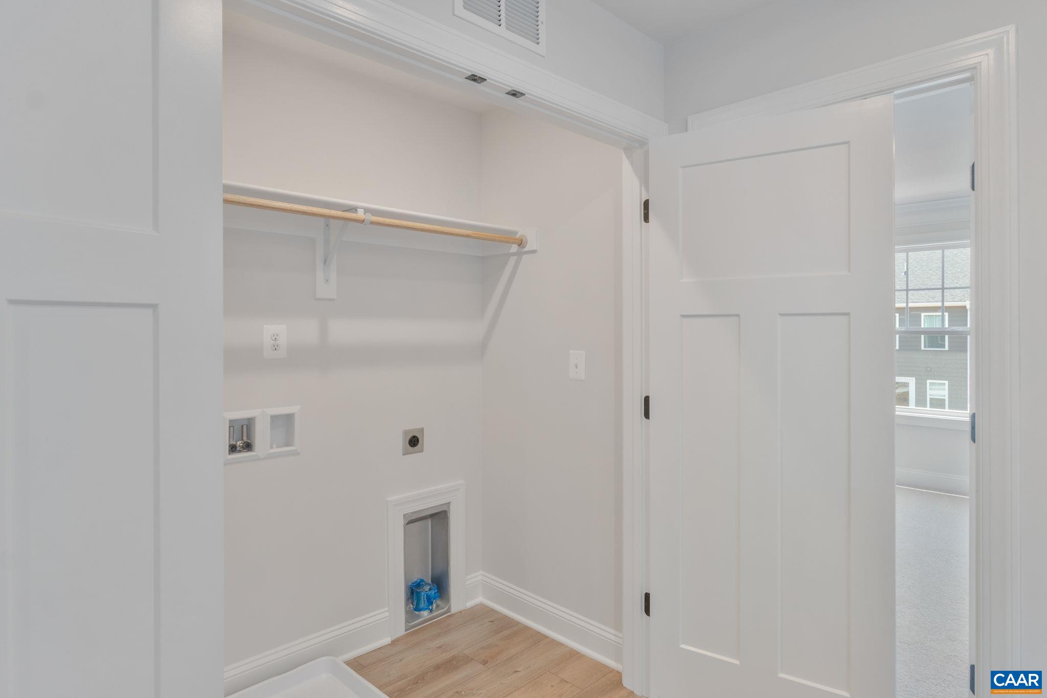 797 Park Ridge Drive Crozet, VA 22932 - Photo 31 of 43 a view of bathroom