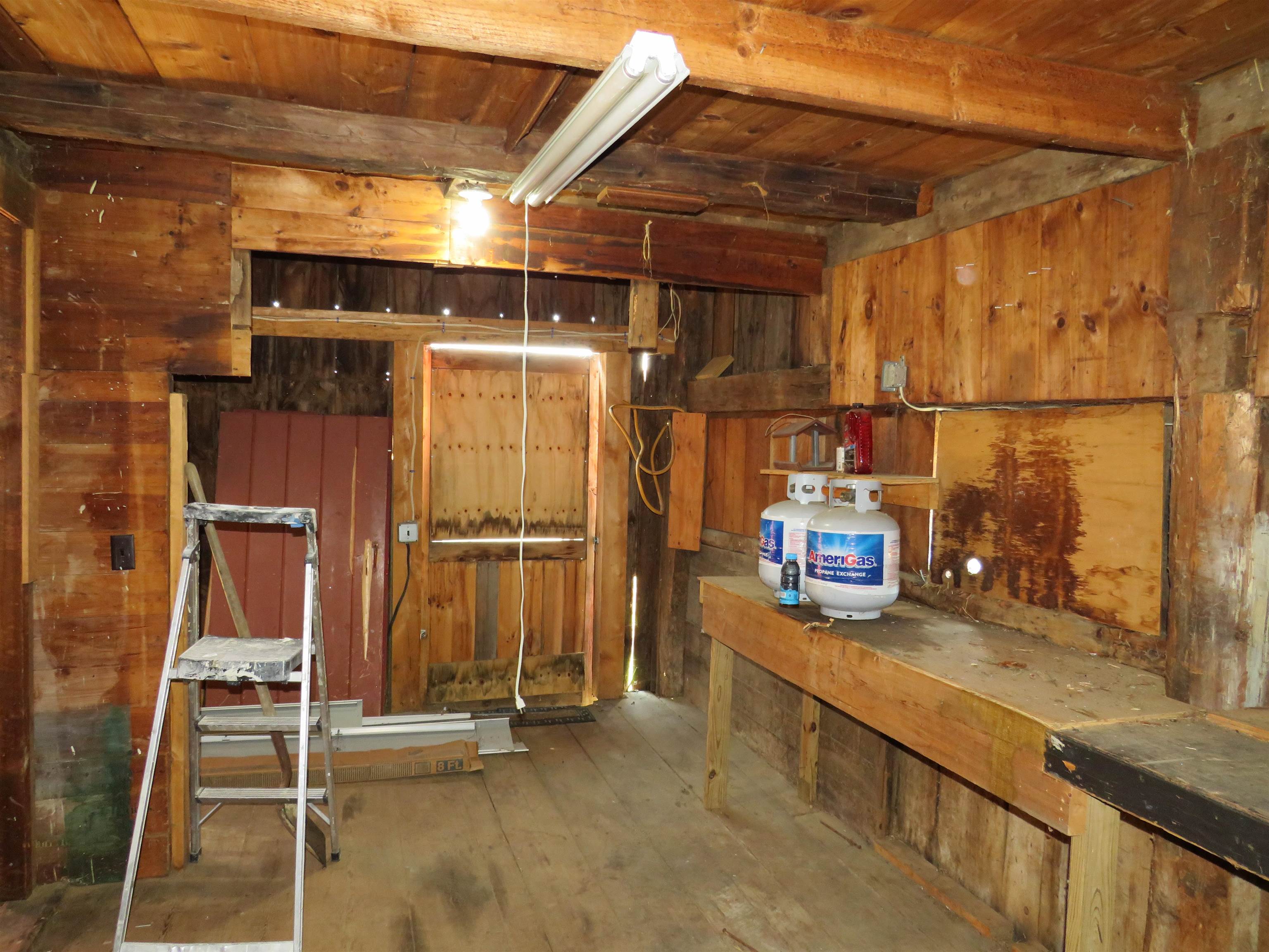 1808 Dover Road Epsom, NH 03234 - Photo 19 of 29