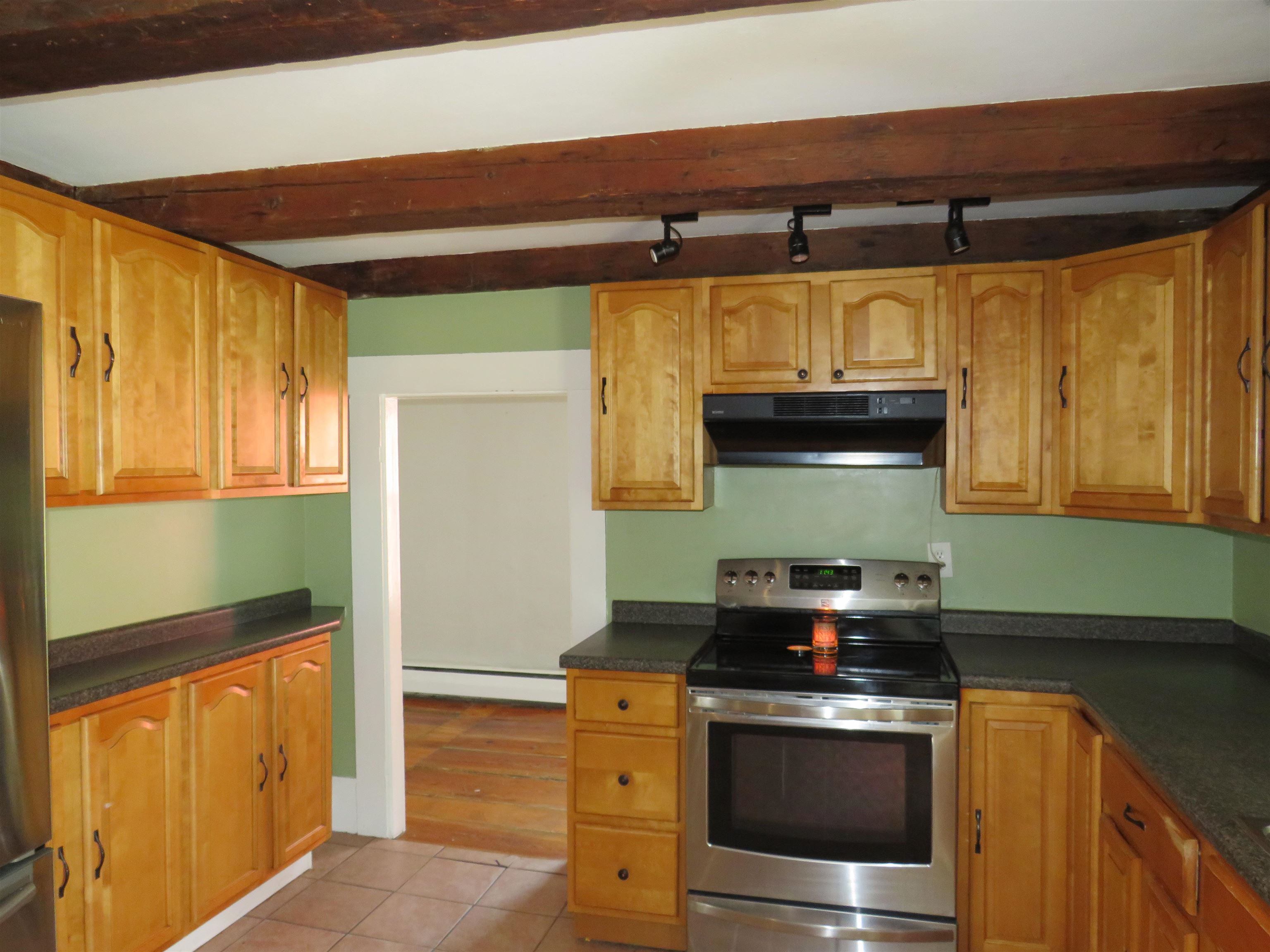 1808 Dover Road Epsom, NH 03234 - Photo 25 of 29