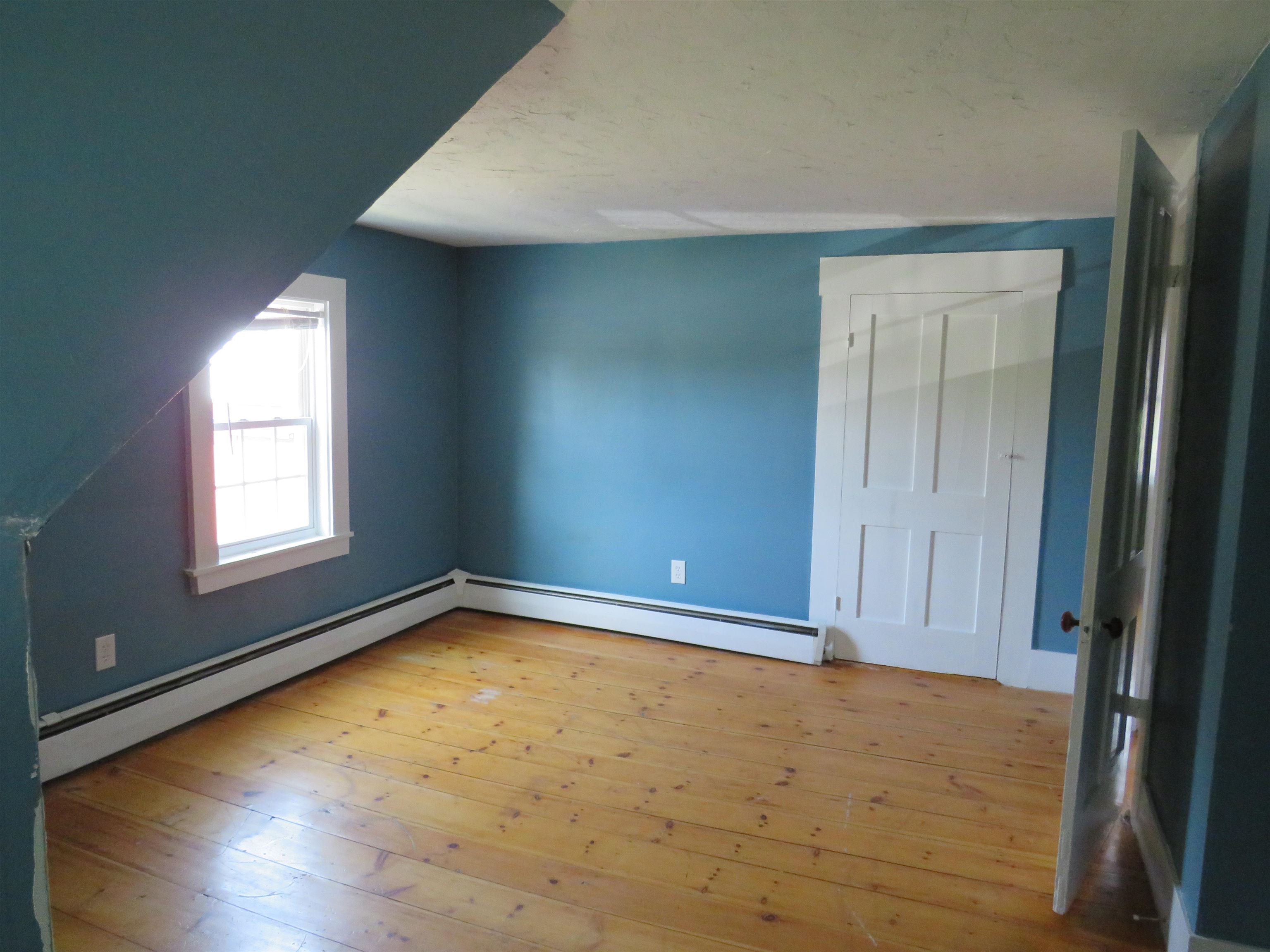 1808 Dover Road Epsom, NH 03234 - Photo 6 of 29