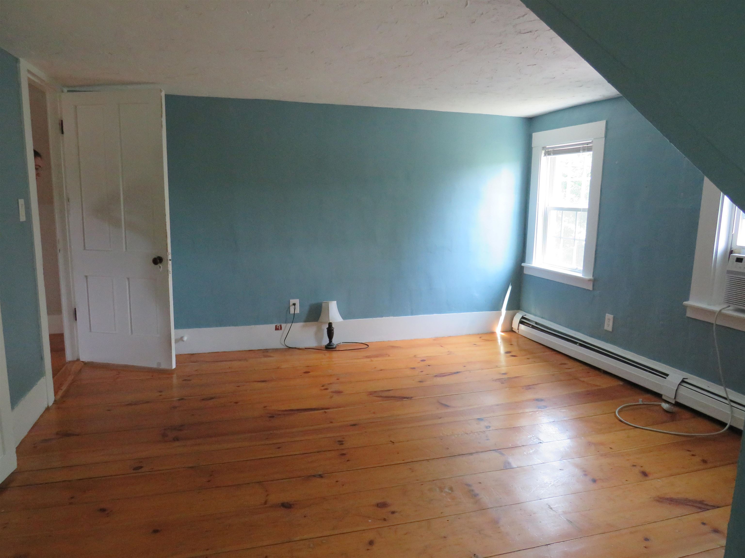 1808 Dover Road Epsom, NH 03234 - Photo 8 of 29