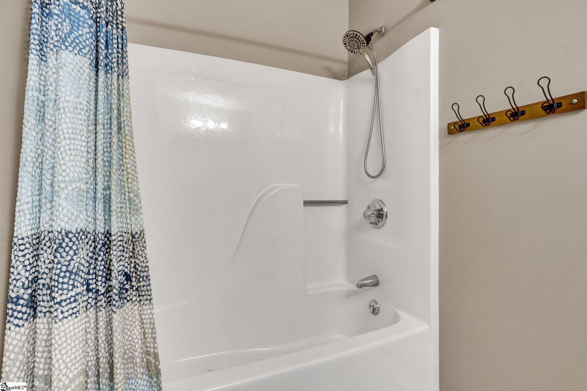108 Syracuse Road Easley, SC 29642 - Photo 32 of 50