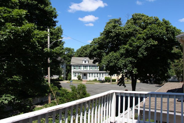 90 Circuit Road Winthrop, MA 02152 - Photo 5 of 9 Gallery Image 5
