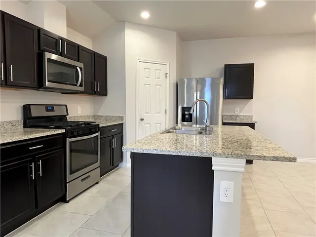 $2,350 | 2313 Tranquil, Corpus Christi, TX 78418