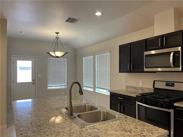 $2,350 | 2313 Tranquil, Corpus Christi, TX 78418