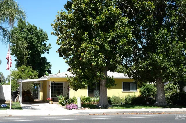 $325,000 | Undisclosed Address, Delano, CA 93215